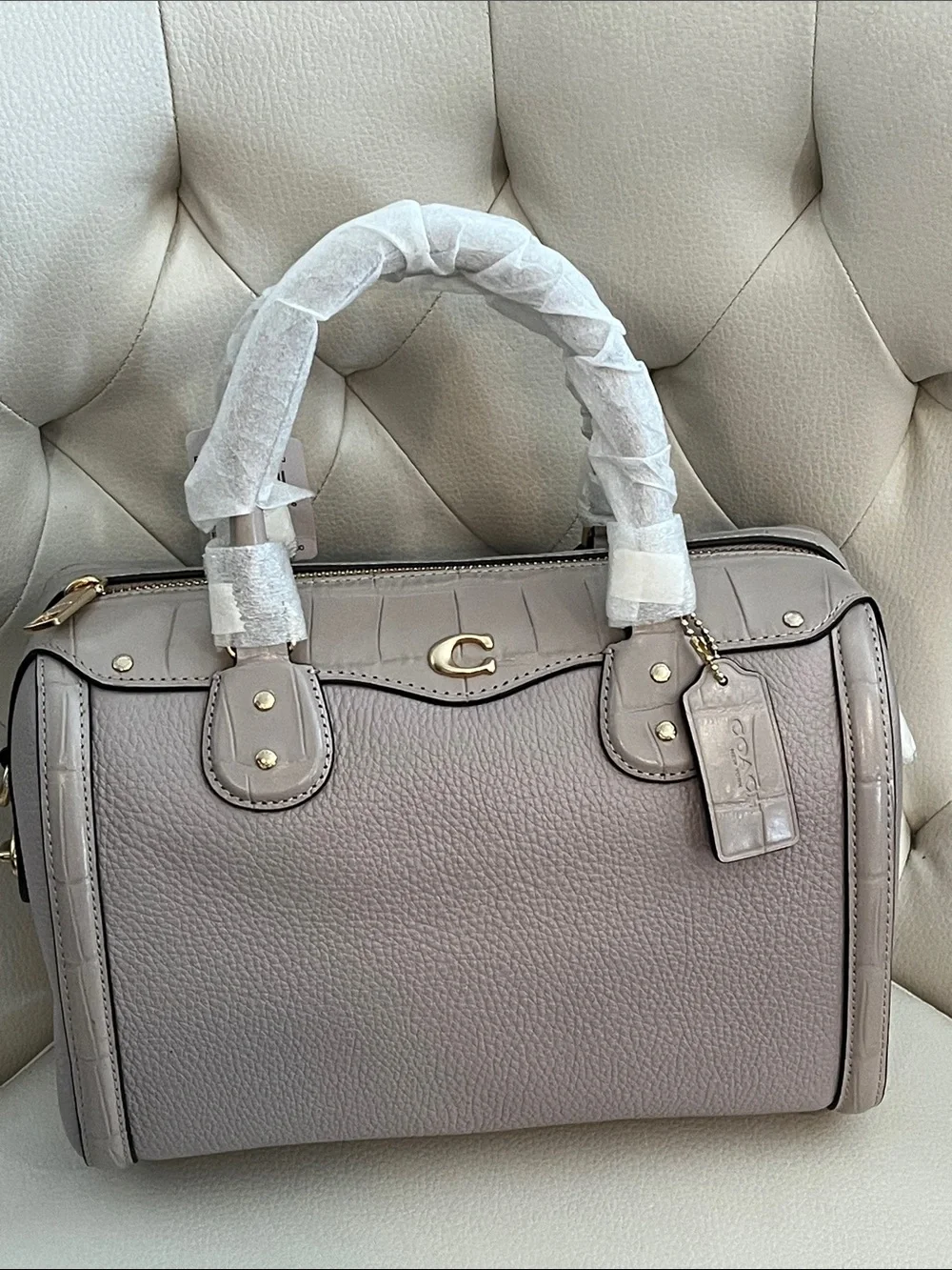 Coach Pebbled Leather Satchel Crossbody Light Taupe Gold Hardware Eye Catching